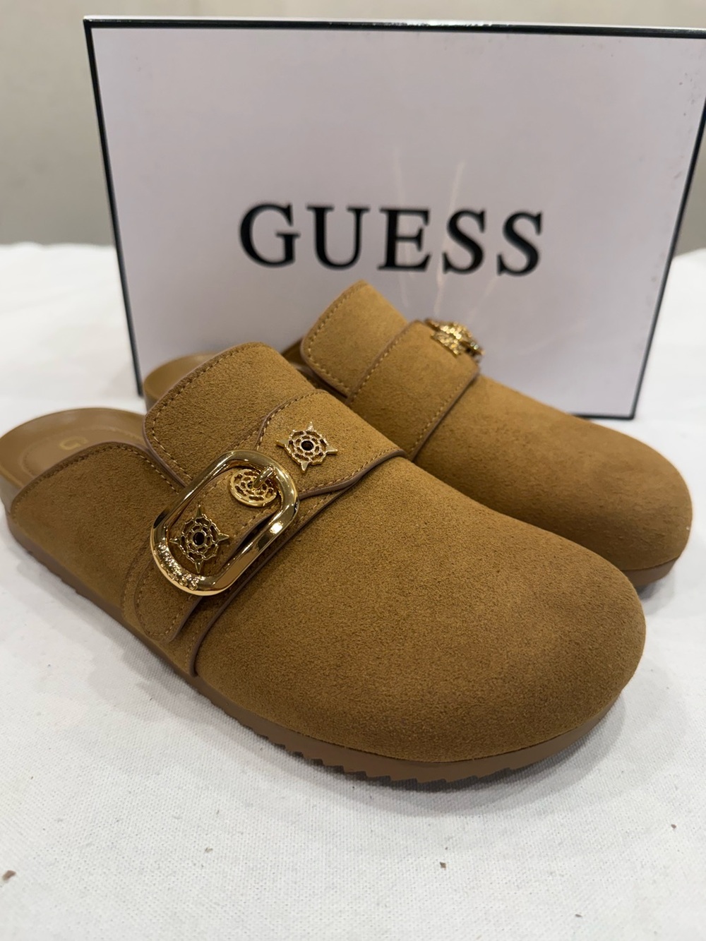 Guess Women's Galavanta Clog Color Medium Natural